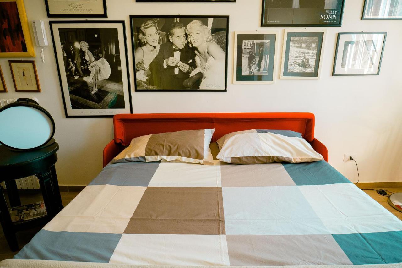 Hollywood Apartment Near Station With Parking Bari Exterior foto